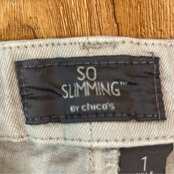 CHICOS Women’s So Slimming Light Tan Gray Ankle Jeans Size 1 - Picture 5 of 13